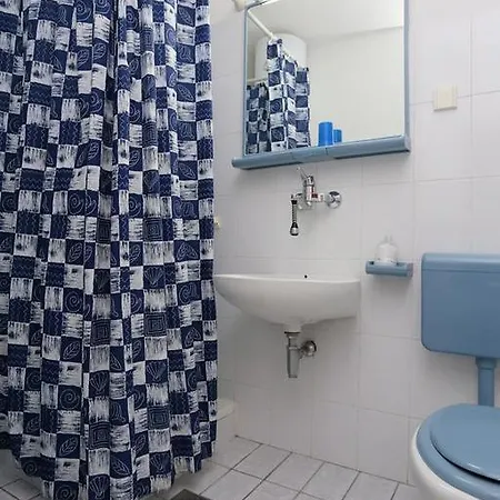 Studio Trstenik 10110a ترستينيك