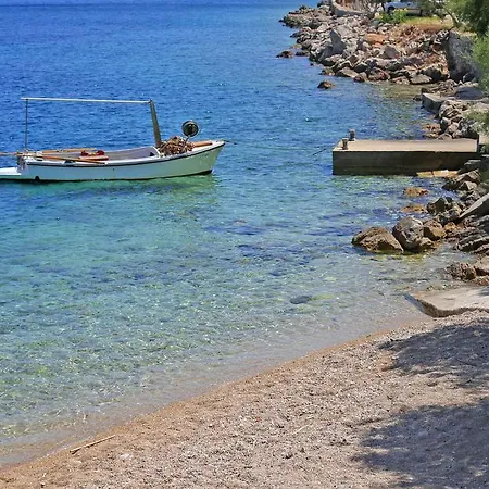 Studio Trstenik 10110a *